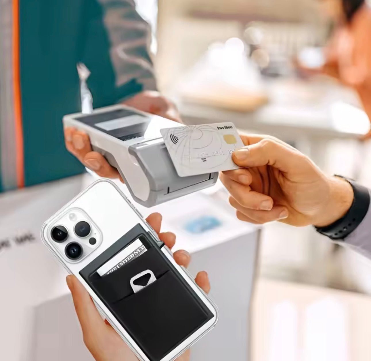 MagLock Pro – Aluminum Magnetic Card Wallet for iPhone
